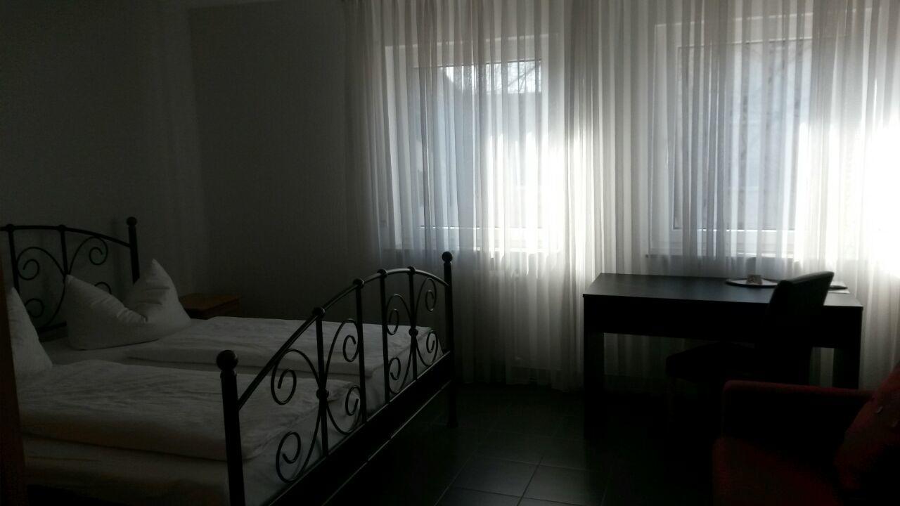 Hotel Gasthof Ratstube Kirchheim unter Teck Luaran gambar